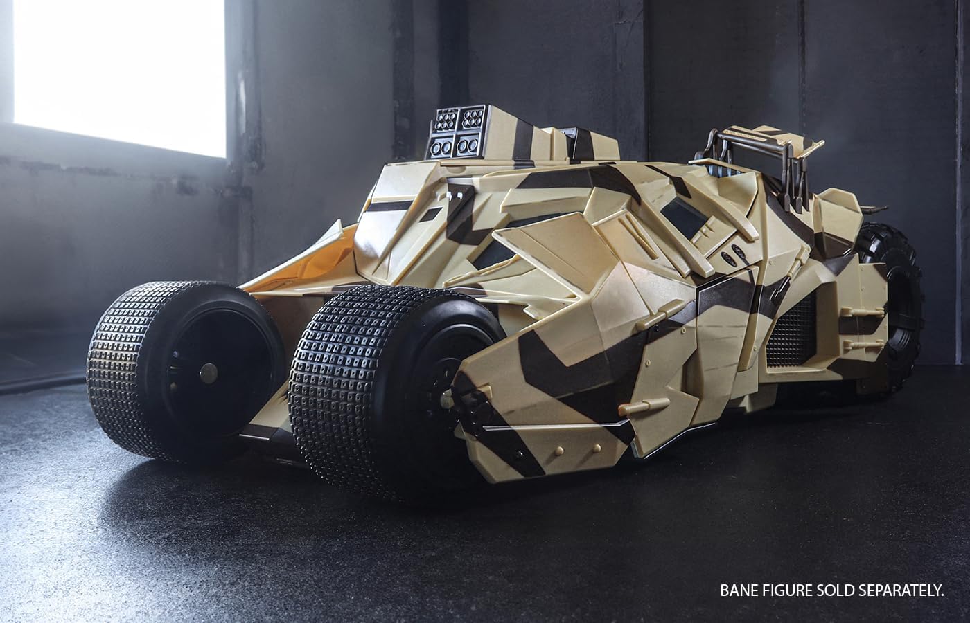 McFarlane Toys - DC Multiverse Camouflage Tumbler (The Dark Knight Rises) Gold Label Vehicle - Image 4